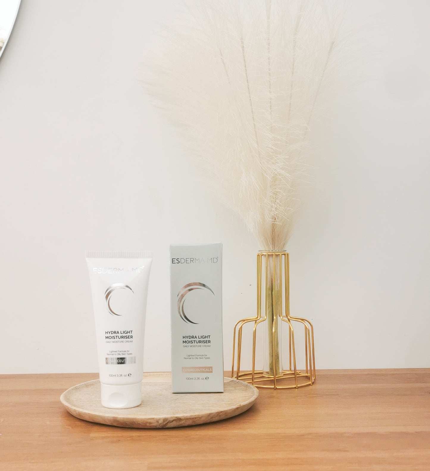24U CREME: Hydra Light Moisturiser